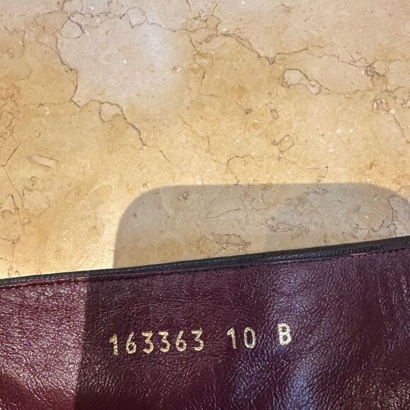 Gucci black leather side, zip ankle boot. Size 10. Brand new never been worn - Picture 5 of 10